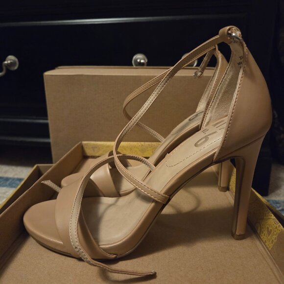 Mix No. 6 Zaydia Taupe - Picture 3 of 4